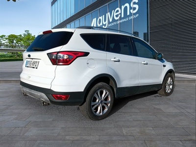 Ford Kuga 2.0 TDCI S&S Titanium 4x2 110 kW (150 CV) 4 Ford Kuga 2.0 TDCI S&S Titanium 4x2 110 kW (150 CV) 4