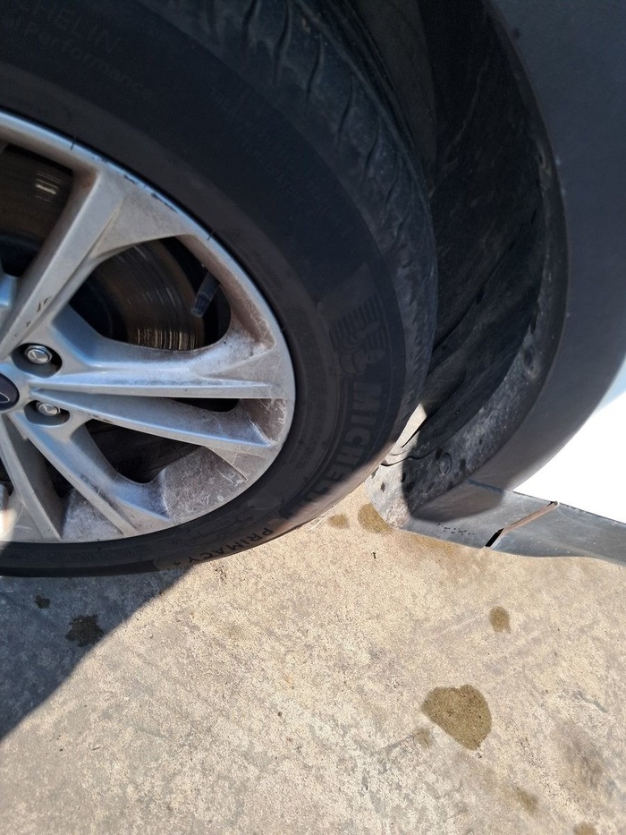 Ford Kuga 2.0 TDCI S&S Titanium 4x2 110 kW (150 CV) Vehículo usado en Madrid Ford Kuga 2.0 TDCI S&S Titanium 4x2 110 kW (150 CV) Vehículo usado en Madrid