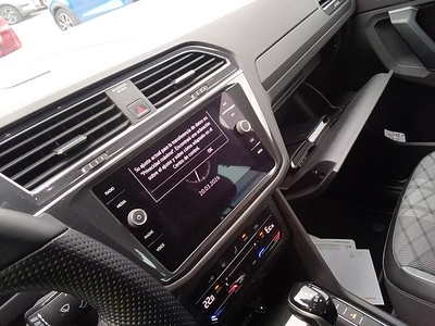 Volkswagen Tiguan R-Line 1.4 TSI eHybrid 180 kW (245 CV) DSG 10 Volkswagen Tiguan R-Line 1.4 TSI eHybrid 180 kW (245 CV) DSG 10