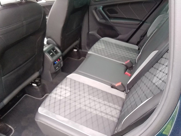 Volkswagen Tiguan R-Line 1.4 TSI eHybrid 180 kW (245 CV) DSG Vehículo usado en Madrid Volkswagen Tiguan R-Line 1.4 TSI eHybrid 180 kW (245 CV) DSG Vehículo usado en Madrid