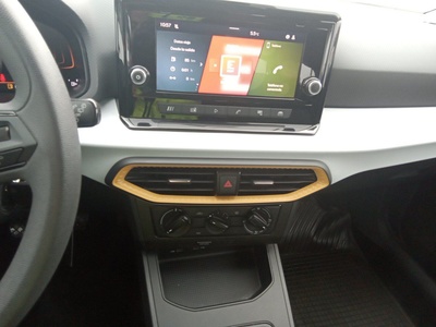 SEAT Ibiza 1.0 TSI Reference XM 70 kW (95 CV) 10 SEAT Ibiza 1.0 TSI Reference XM 70 kW (95 CV) 10