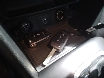 Hyundai Kona 1.6 GDI HEV Klass DT 104 kW (141 CV) 13 Hyundai Kona 1.6 GDI HEV Klass DT 104 kW (141 CV) 13