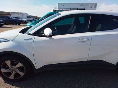 Toyota C-HR 1.8 125H Active 90 kW (122 CV) 12 Toyota C-HR 1.8 125H Active 90 kW (122 CV) 12