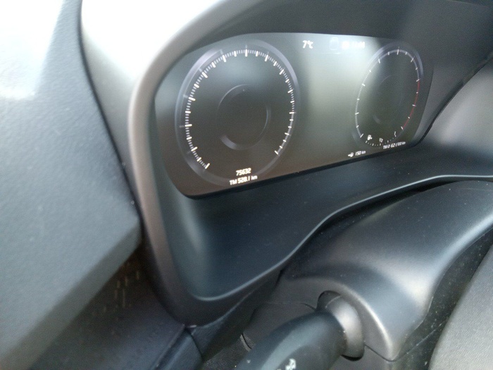 Volvo XC40 T2 Momentum Core 95 kW (129 CV) Vehículo usado en Madrid Volvo XC40 T2 Momentum Core 95 kW (129 CV) Vehículo usado en Madrid