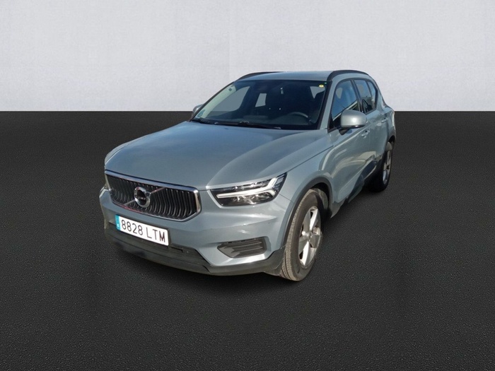 Volvo XC40 T2 Momentum Core 95 kW (129 CV) Vehículo usado en Madrid Volvo XC40 T2 Momentum Core 95 kW (129 CV) Vehículo usado en Madrid