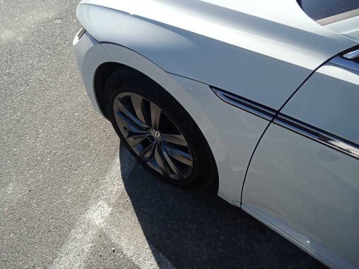 Volkswagen Arteon 2.0 TDI 110 kW (150 CV) DSG Vehículo usado en Madrid Volkswagen Arteon 2.0 TDI 110 kW (150 CV) DSG Vehículo usado en Madrid