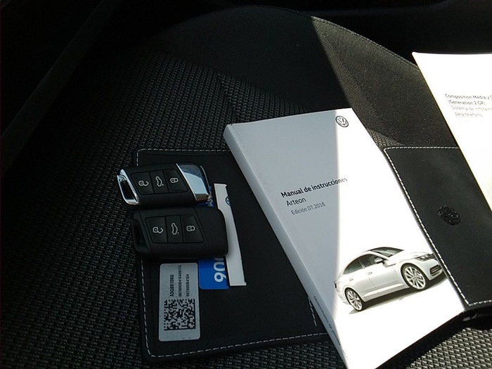 Volkswagen Arteon 2.0 TDI 110 kW (150 CV) DSG Vehículo usado en Madrid Volkswagen Arteon 2.0 TDI 110 kW (150 CV) DSG Vehículo usado en Madrid