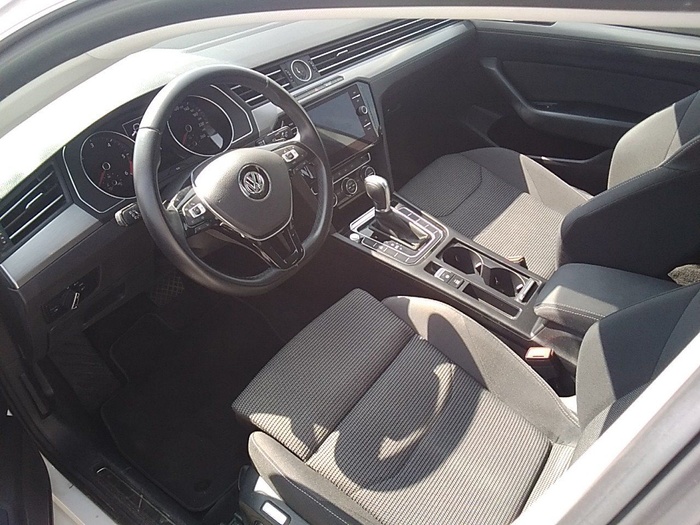 Volkswagen Arteon 2.0 TDI 110 kW (150 CV) DSG Vehículo usado en Madrid Volkswagen Arteon 2.0 TDI 110 kW (150 CV) DSG Vehículo usado en Madrid