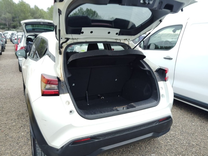 Nissan Juke DIG-T Acenta 84 kW (114 CV) Vehículo usado en Madrid Nissan Juke DIG-T Acenta 84 kW (114 CV) Vehículo usado en Madrid