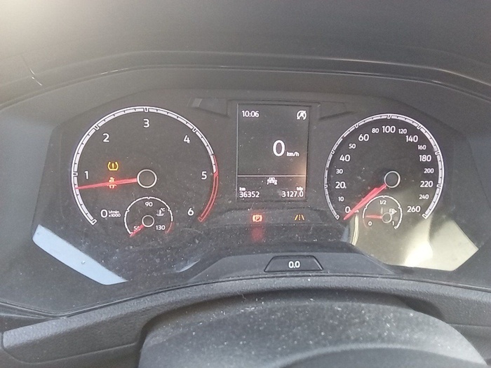 Volkswagen T-Roc Edition 1.6 TDI 85 kW (115 CV) Vehículo usado en Madrid Volkswagen T-Roc Edition 1.6 TDI 85 kW (115 CV) Vehículo usado en Madrid