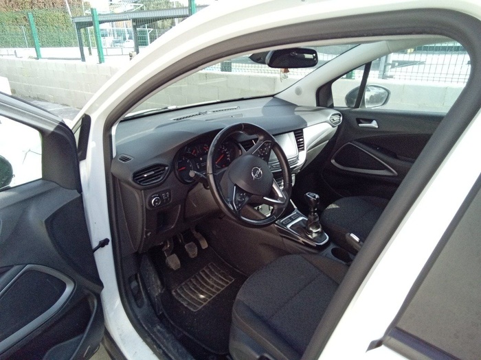 Opel Crossland 1.2 Edition 81 kW (110 CV) Vehículo usado en Madrid Opel Crossland 1.2 Edition 81 kW (110 CV) Vehículo usado en Madrid