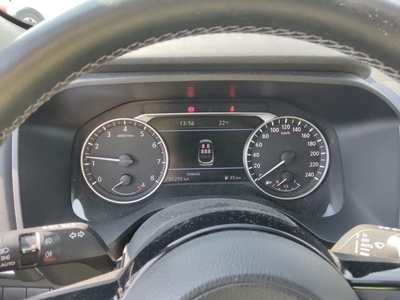 Nissan Qashqai DIG-T 140 mHEV Acenta 4x2 103 kW (140 CV) 8 Nissan Qashqai DIG-T 140 mHEV Acenta 4x2 103 kW (140 CV) 8