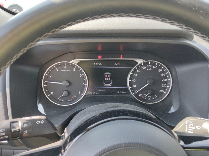 Nissan Qashqai DIG-T 140 mHEV Acenta 4x2 103 kW (140 CV) Vehículo usado en Madrid Nissan Qashqai DIG-T 140 mHEV Acenta 4x2 103 kW (140 CV) Vehículo usado en Madrid