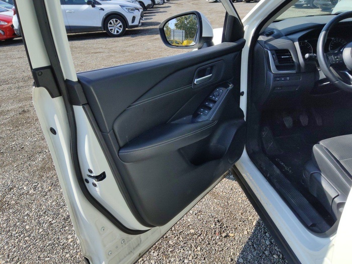 Nissan Qashqai DIG-T 140 mHEV Acenta 4x2 103 kW (140 CV) Vehículo usado en Madrid Nissan Qashqai DIG-T 140 mHEV Acenta 4x2 103 kW (140 CV) Vehículo usado en Madrid