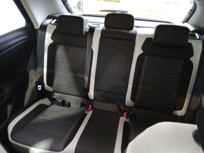 Volkswagen T-Roc Sport 1.5 TSI 110 kW (150 CV) DSG Vehículo usado en Madrid Volkswagen T-Roc Sport 1.5 TSI 110 kW (150 CV) DSG Vehículo usado en Madrid