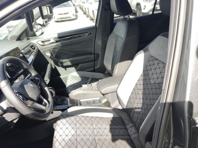 Volkswagen T-Roc R-Line 1.5 TSI 110 kW (150 CV) DSG 14 Volkswagen T-Roc R-Line 1.5 TSI 110 kW (150 CV) DSG 14