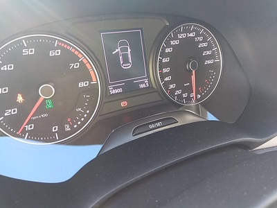 SEAT León 1.5 TGI GNC S&S Xcellence 96 kW (130 CV) 8 SEAT León 1.5 TGI GNC S&S Xcellence 96 kW (130 CV) 8