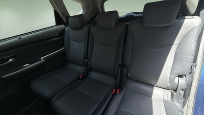 Toyota Prius+ 1.8 Eco 100 kW (136 CV) 10 Toyota Prius+ 1.8 Eco 100 kW (136 CV) 10