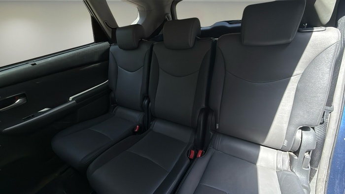 Toyota Prius+ 1.8 Eco 100 kW (136 CV) Vehículo usado en Madrid Toyota Prius+ 1.8 Eco 100 kW (136 CV) Vehículo usado en Madrid