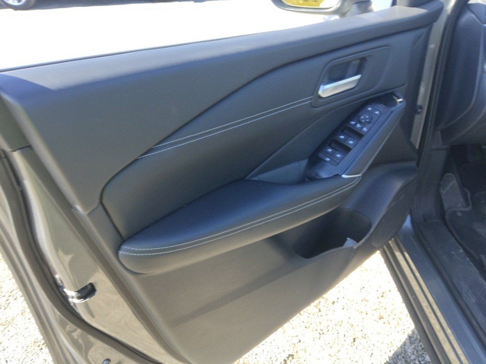 Nissan Qashqai DIG-T mHEV Premiere Edition 4x2 103 kW (140 CV) Vehículo usado en Madrid Nissan Qashqai DIG-T mHEV Premiere Edition 4x2 103 kW (140 CV) Vehículo usado en Madrid