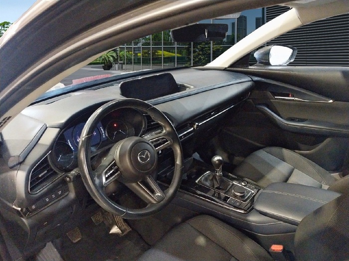 Mazda CX-30 2.0 Skyactiv-G Evolution 2WD 90 kW (122 CV) Vehículo usado en Madrid Mazda CX-30 2.0 Skyactiv-G Evolution 2WD 90 kW (122 CV) Vehículo usado en Madrid