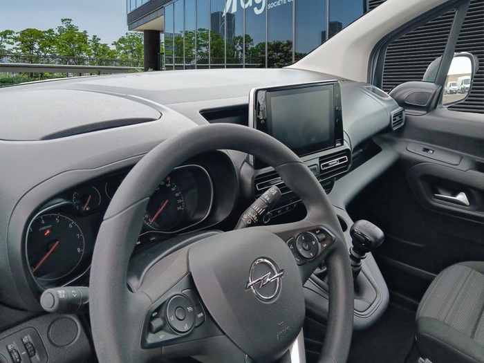 Opel Combo Life 1.5 TD S&S Edition Plus L 75 kW (102 CV) Vehículo usado en Madrid Opel Combo Life 1.5 TD S&S Edition Plus L 75 kW (102 CV) Vehículo usado en Madrid