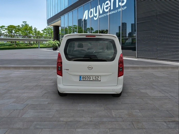 Opel Combo Life 1.5 TD S&S Edition Plus L 75 kW (102 CV) Vehículo usado en Madrid Opel Combo Life 1.5 TD S&S Edition Plus L 75 kW (102 CV) Vehículo usado en Madrid
