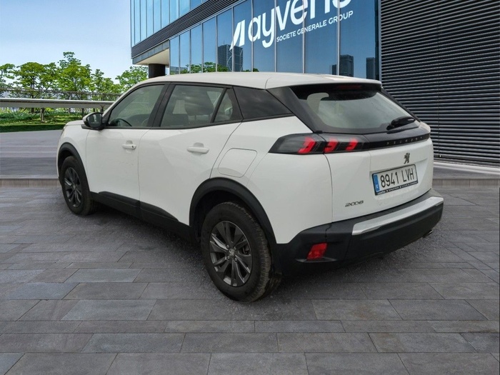 Peugeot 2008 BlueHDi 110 S&S Active Pack 81 kW (110 CV) Vehículo usado en Madrid Peugeot 2008 BlueHDi 110 S&S Active Pack 81 kW (110 CV) Vehículo usado en Madrid