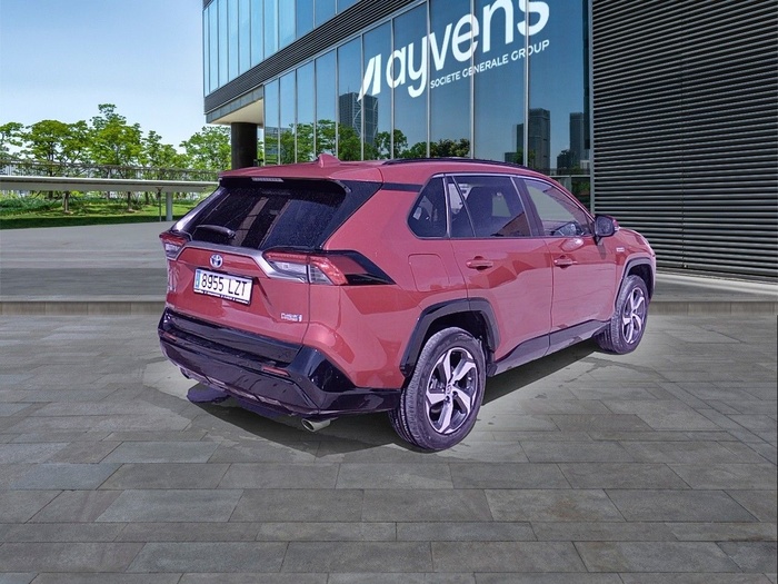 Toyota Rav4 2.5l PLug-In Hybrid 300PH (e-CVT) Advance 225 kW (306 CV) Vehículo usado en Madrid Toyota Rav4 2.5l PLug-In Hybrid 300PH (e-CVT) Advance 225 kW (306 CV) Vehículo usado en Madrid