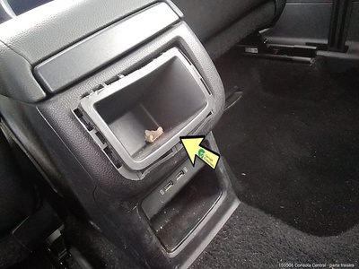 SEAT Ateca 1.6 TDI S&S Ecomotive Reference 85 kW (115 CV) 15 SEAT Ateca 1.6 TDI S&S Ecomotive Reference 85 kW (115 CV) 15