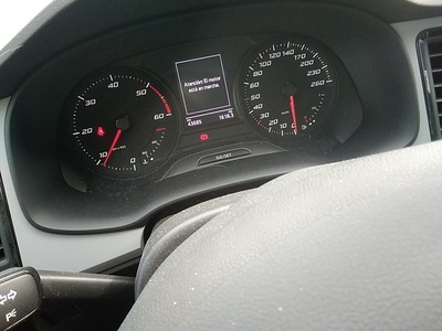 SEAT Ateca 1.6 TDI S&S Ecomotive Reference 85 kW (115 CV) 8 SEAT Ateca 1.6 TDI S&S Ecomotive Reference 85 kW (115 CV) 8