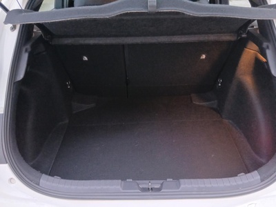 Toyota Corolla 1.8 125 Híbrido Active Tech E-CVT 90 kW (122 CV) 13 Toyota Corolla 1.8 125 Híbrido Active Tech E-CVT 90 kW (122 CV) 13