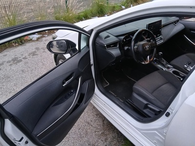 Toyota Corolla 1.8 125 Híbrido Active Tech E-CVT 90 kW (122 CV) 5 Toyota Corolla 1.8 125 Híbrido Active Tech E-CVT 90 kW (122 CV) 5