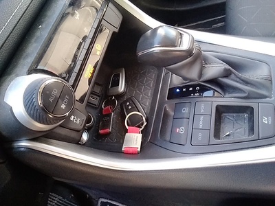 Toyota Rav4 2.5l hybrid Advance 160 kW (218 CV) 12 Toyota Rav4 2.5l hybrid Advance 160 kW (218 CV) 12