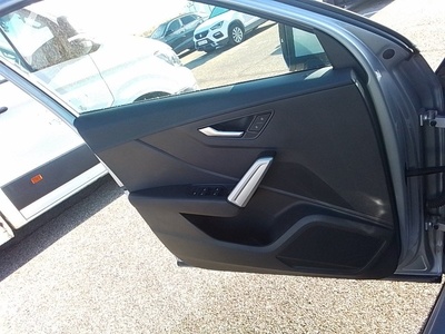 Audi Q2 Advanced 30 TDI 85 kW (116 CV) S tronic 14 Audi Q2 Advanced 30 TDI 85 kW (116 CV) S tronic 14