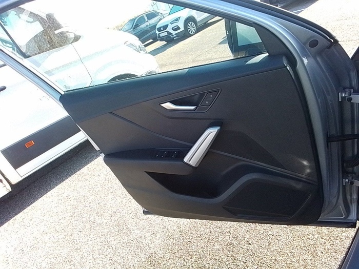 Audi Q2 Advanced 30 TDI 85 kW (116 CV) S tronic Vehículo usado en Madrid Audi Q2 Advanced 30 TDI 85 kW (116 CV) S tronic Vehículo usado en Madrid