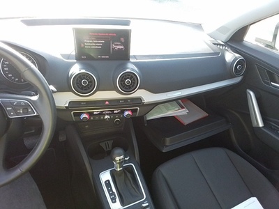 Audi Q2 Advanced 30 TDI 85 kW (116 CV) S tronic 11 Audi Q2 Advanced 30 TDI 85 kW (116 CV) S tronic 11