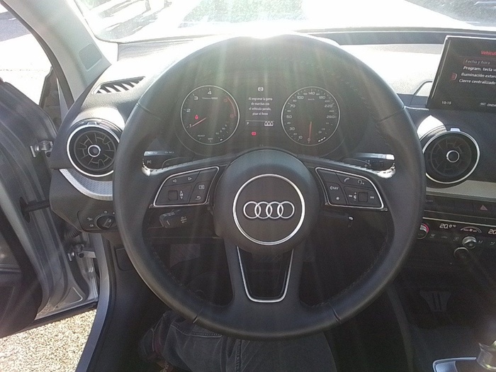 Audi Q2 Advanced 30 TDI 85 kW (116 CV) S tronic Vehículo usado en Madrid Audi Q2 Advanced 30 TDI 85 kW (116 CV) S tronic Vehículo usado en Madrid