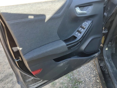 Ford Puma 1.5 Ecoblue Titanium 88 kW (120 CV) 12 Ford Puma 1.5 Ecoblue Titanium 88 kW (120 CV) 12