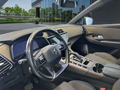 DS DS7 Crossback BlueHDi 130 DE Bastille + AT 96 kW (130 CV) 7 DS DS7 Crossback BlueHDi 130 DE Bastille + AT 96 kW (130 CV) 7