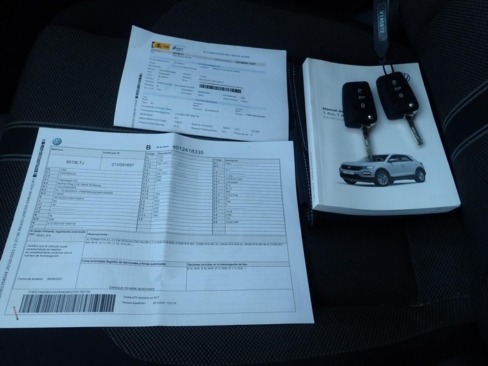 Volkswagen T-Roc Advance 1.0 TSI 81 kW (110 CV) Vehículo usado en Madrid Volkswagen T-Roc Advance 1.0 TSI 81 kW (110 CV) Vehículo usado en Madrid