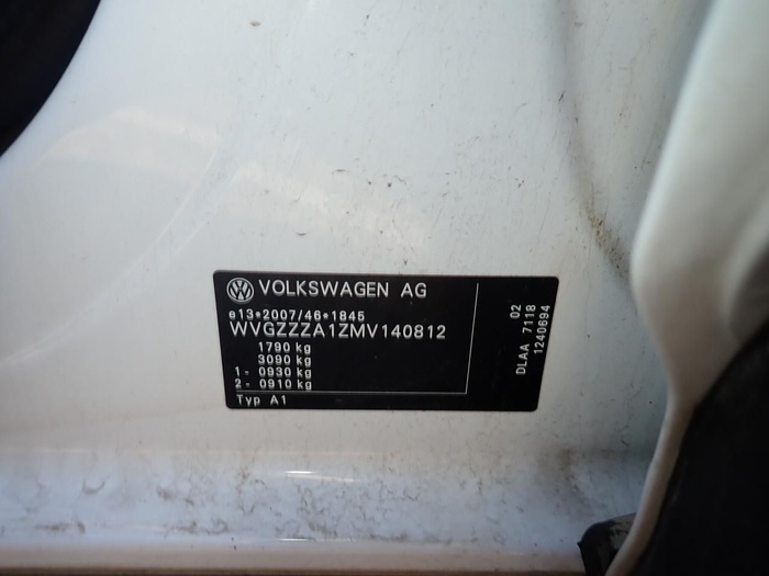 Volkswagen T-Roc Advance 1.0 TSI 81 kW (110 CV) Vehículo usado en Madrid Volkswagen T-Roc Advance 1.0 TSI 81 kW (110 CV) Vehículo usado en Madrid