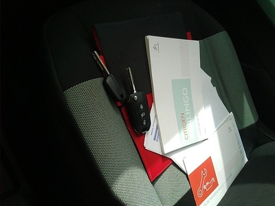 Citroen Berlingo BlueHDi 100 S&S Talla M Feel 75 kW (102 CV) 12 Citroen Berlingo BlueHDi 100 S&S Talla M Feel 75 kW (102 CV) 12