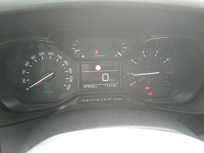 Citroen Berlingo BlueHDi 100 S&S Talla M Feel 75 kW (102 CV) 8 Citroen Berlingo BlueHDi 100 S&S Talla M Feel 75 kW (102 CV) 8