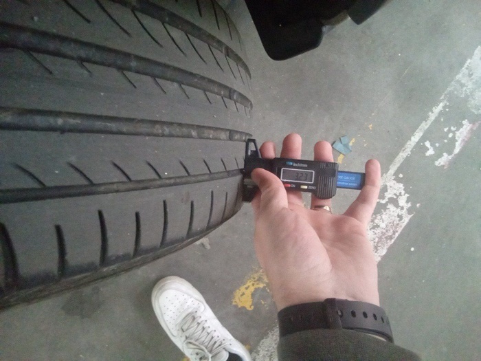 Toyota Rav4 2.5l hybrid Advance Plus 160 kW (218 CV) Vehículo usado en Madrid Toyota Rav4 2.5l hybrid Advance Plus 160 kW (218 CV) Vehículo usado en Madrid