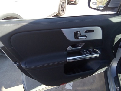 Mercedes-Benz GLA 200 d 4Matic 110 kW (150 CV) 11 Mercedes-Benz GLA 200 d 4Matic 110 kW (150 CV) 11