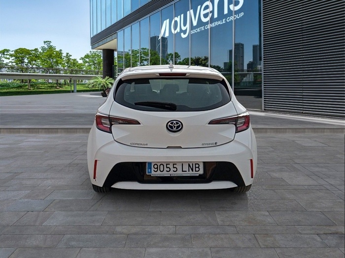 Toyota Corolla 1.8 125 Híbrido Active Tech E-CVT 90 kW (122 CV) Vehículo usado en Madrid Toyota Corolla 1.8 125 Híbrido Active Tech E-CVT 90 kW (122 CV) Vehículo usado en Madrid