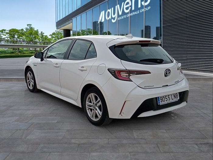 Toyota Corolla 1.8 125 Híbrido Active Tech E-CVT 90 kW (122 CV) Vehículo usado en Madrid Toyota Corolla 1.8 125 Híbrido Active Tech E-CVT 90 kW (122 CV) Vehículo usado en Madrid