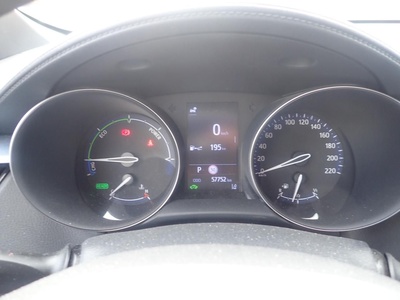 Toyota C-HR 1.8 125H Advance 90 kW (122 CV) 7 Toyota C-HR 1.8 125H Advance 90 kW (122 CV) 7