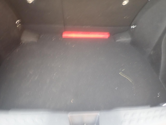 Toyota C-HR 1.8 125H Advance 90 kW (122 CV) Vehículo usado en Madrid Toyota C-HR 1.8 125H Advance 90 kW (122 CV) Vehículo usado en Madrid